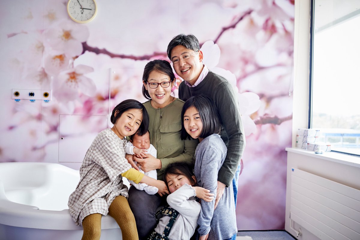 K_and_R_NHS's tweet photo. Siblings are now able to visit new arrivals on our postnatal ward, between the hours of 3pm and 8pm.

Find out more about visiting guidelines in our maternity unit and other areas of the hospital ⬇️

https://t.co/OLgFWcJrcJ https://t.co/prfjQt0Ir1