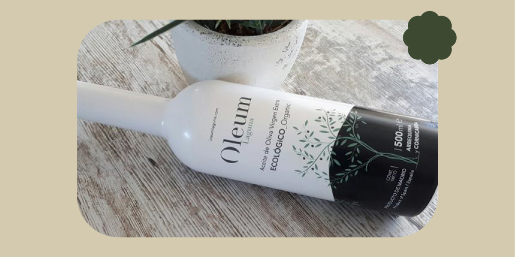 Cada botella de #OleumLaguna representa el esfuerzo y la humildad de una familia dedicada a la producción de aceite. Un #AOVE 100% ecológico, de altísima calidad con naturalidad y frescura.

¿Qué esperas para probar sus productos?