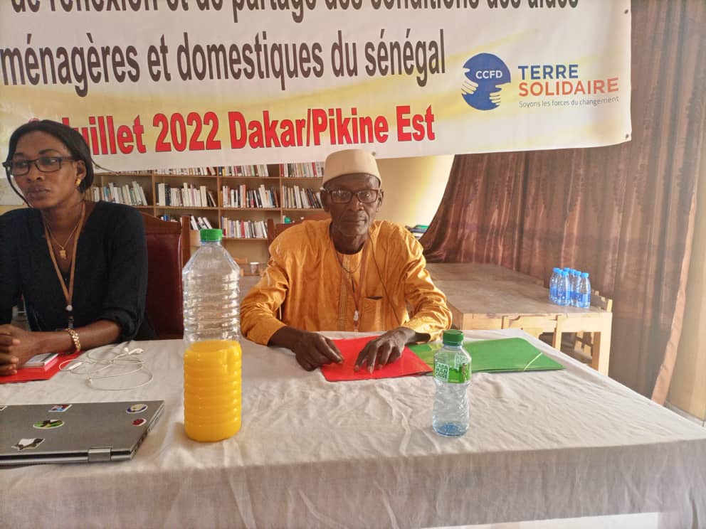 dafadoy's tweet photo. Le Collectif Dafadoy a pris part à un atelier de réflexion et de partage des conditions des aides ménagères et domestiques au Sénégal par le biais de Amadou Sarr le samedi 02 juillet 2022 à Pikine.
Dafadoy CVFE #ADDAD-Sénegal
@amadous30742201 https://t.co/qRnqnC0MNL