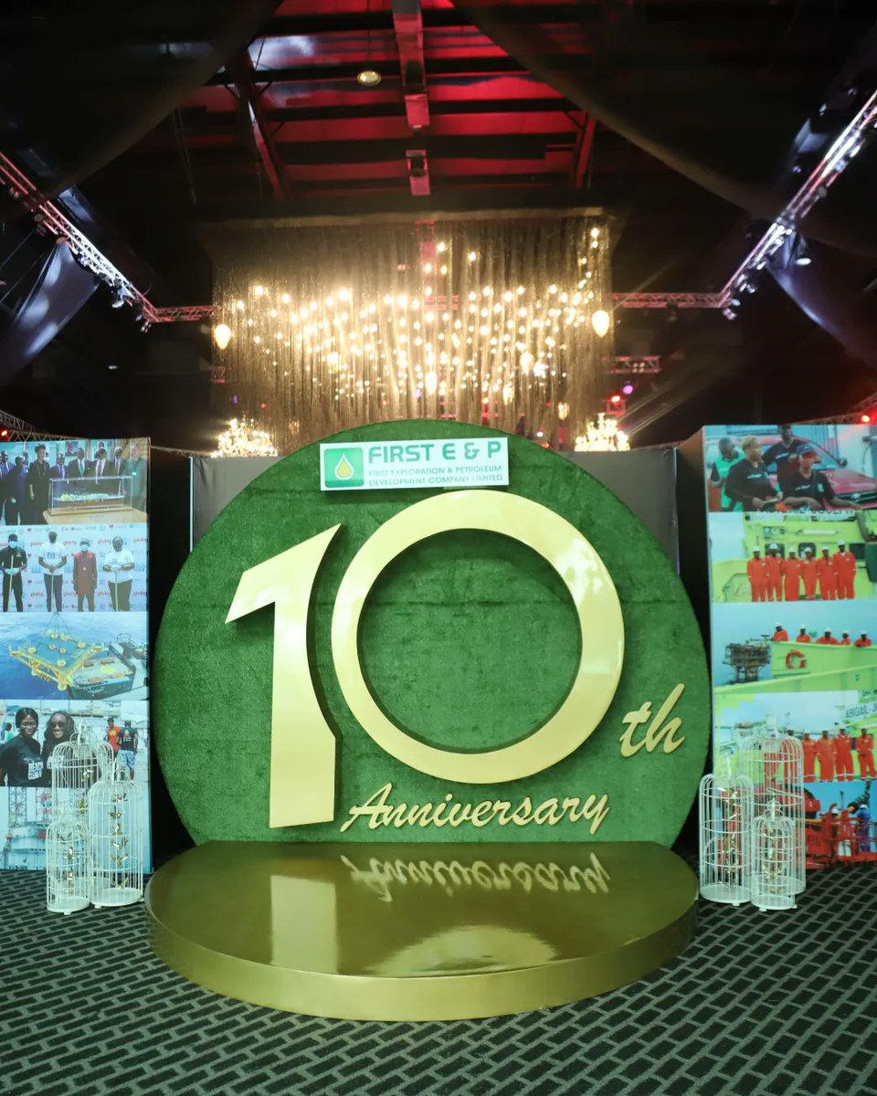 TheLargeHouse's tweet photo. Over the weekend, First E &amp; P celebrated their 10th year anniversary and we were comissioned to create this media wall for them.
As always we delivered!💯🔥

#mediawalldesign #photoprops #thelargehouse https://t.co/kzkDHwXHUM