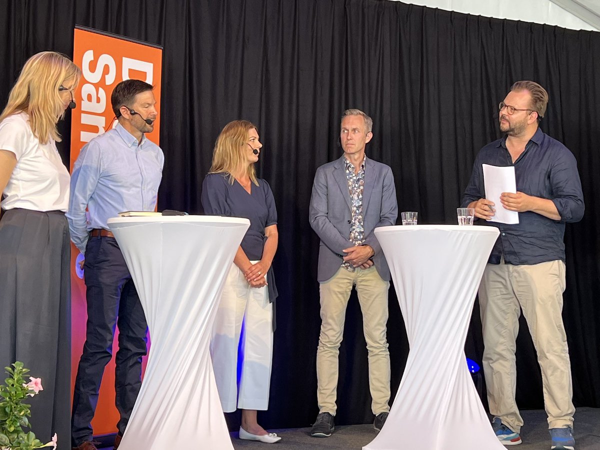 ffranke003's tweet photo. @OlaHansenSEA på @H2GreenSteel förklarar vikten av att brun stålindustri betalar för sina utsläpp. Idag subventioneras de fortfarande genom handeln med utsläppsrätter. Men förändring kommer inom EU någonstans mellan 2032-2036 #almedalen2022 https://t.co/HALjF2IHOY
