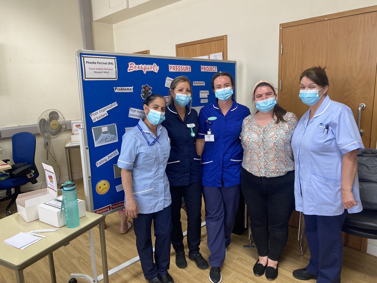 Tissue  Viability Champions open day❤️💚…<a href="/Beauport_Ward/">Beauport Ward</a> .. showing how they have made sustained improvements, demonstrated amazing team work in pressure injury prevention and management ❤️💚