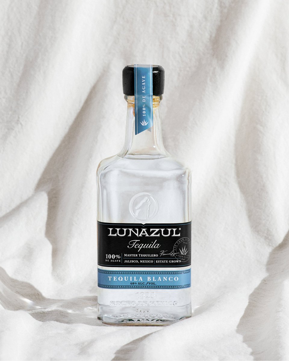 Our hand-harvested, hand-crafted legacy starts with our master distiller tasting every batch. Lunazul Tequila is distilled from volcanic rock water, giving space for the 100% agave to shine. A toast to tradition, to legacy, to authenticity—straight from Tequila, Mexico to you.