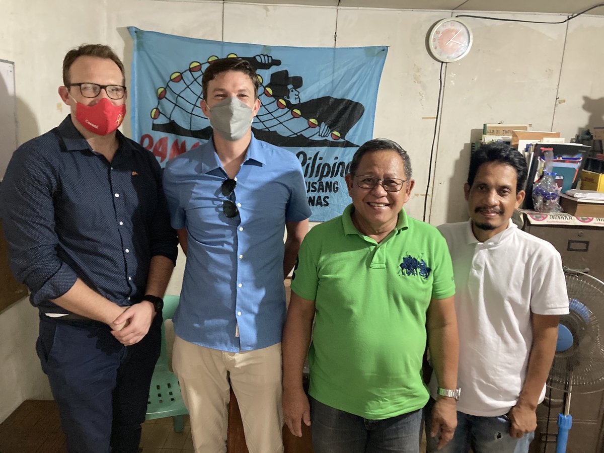 TINGNAN: Sumadya sa aming tanggapan ang dalawang matataas na opisyal ng Canadian Embassy upang pag-usapan ang kooperasyon sa mga isyu ng aming sektor tulad ng pambansang soberanya, climate change, at atake ng estado sa ilalim ng administrasyon ni Marcos Jr.