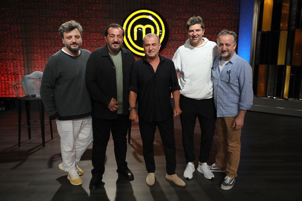 💥Fatih Terim, MasterChef programını ziyaret etti

Hocamızın Maşallahı Var 🔥