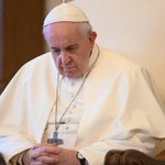 Image for the Tweet beginning: El Papa Francisco pide rezar