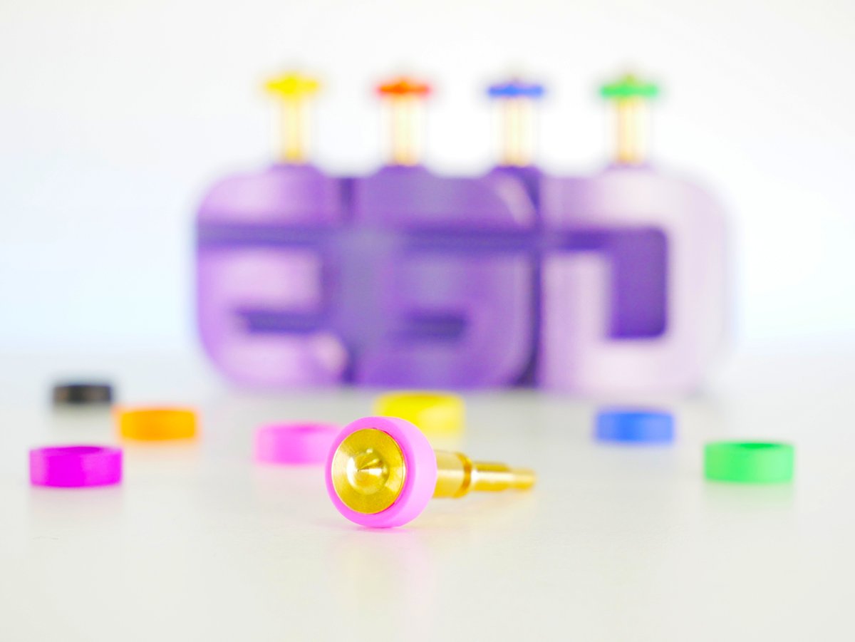 E3DOnline's tweet photo. Special announcement 🥁 The 0.15mm Revo nozzle is live! Place your orders now 👉 https://t.co/CnUH6heKsu. 

All you need to know about getting up and running whilst keeping nozzle clogs at bay is in our blog - https://t.co/pqMMVCK5tU.

#3DPrinting #E3D https://t.co/qpVZE8zFgm