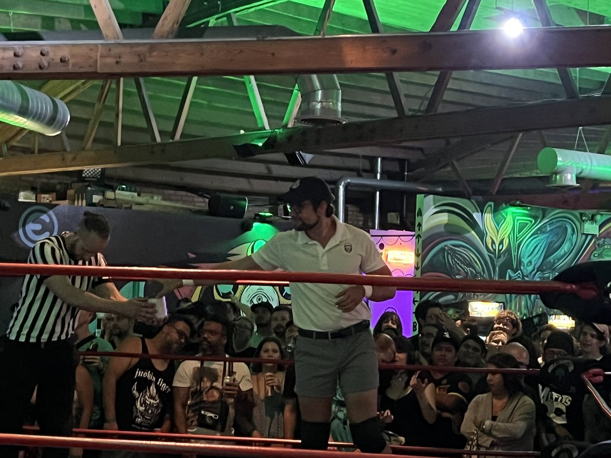MidwestHam's tweet photo. One of the many June highlights: the crowd chanting “Daddy” for Dan the Dad at Freelance Wrestling 😂 https://t.co/WaXYQDGuLn