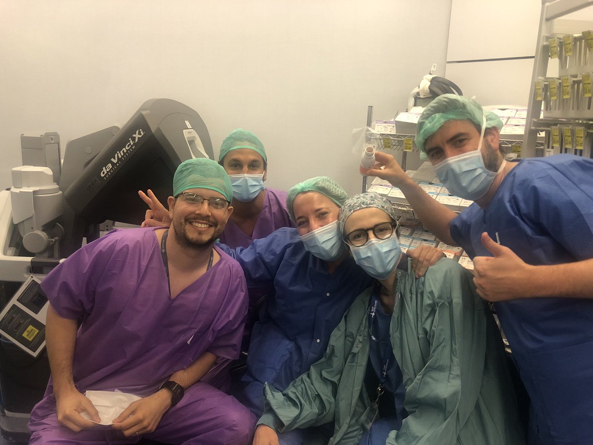 Raquel Vázquez Bouzán (@bouzanraquel) on Twitter photo Un honor haber pasado este mes de junio con vosotros <a href="/vallhebron/">Vall d'Hebron</a>! No solo grandes profesionales, sino también buenísimas personas, gracias por lo que me habéis enseñado! ☺️ Nos vemos pronto! <a href="/eloiespin/">Eloy Espín</a> <a href="/mireglio/">Mireia</a> <a href="/DrDaniloAcevedo/">Dr Danilo Acevedo</a> <a href="/aecirujanos/">aecirujanos</a> <a href="/AECP_FAECP/">AECP</a> Un honor haber pasado este mes de junio con vosotros <a href="/vallhebron/">Vall d'Hebron</a>! No solo grandes profesionales, sino también buenísimas personas, gracias por lo que me habéis enseñado! ☺️ Nos vemos pronto! <a href="/eloiespin/">Eloy Espín</a> <a href="/mireglio/">Mireia</a> <a href="/DrDaniloAcevedo/">Dr Danilo Acevedo</a> <a href="/aecirujanos/">aecirujanos</a> <a href="/AECP_FAECP/">AECP</a>