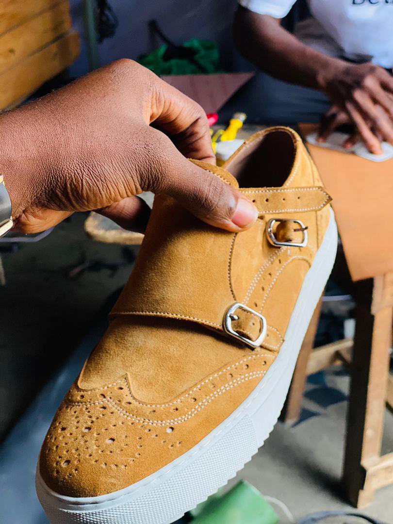KicksByMarvs's tweet photo. When the double monk straps meets skate shoes ! https://t.co/JBwabtGcg9