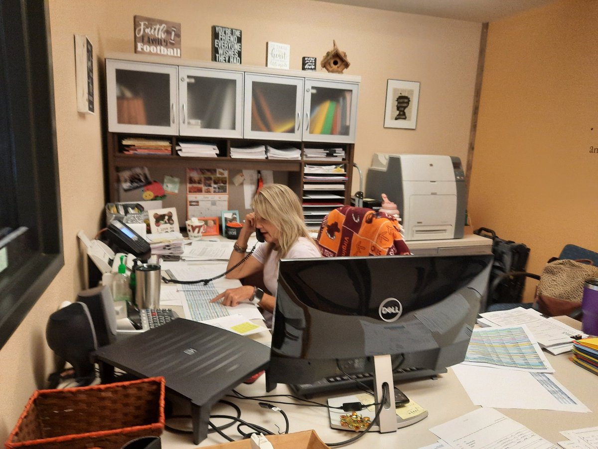 hurtchildadvoc1's tweet photo. Did someone say Teachers did not work during the summer? Professional Development and  PreK registration happening today @BVPSDistrict https://t.co/zQIiNxdlW0