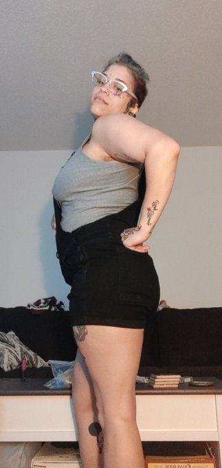 #pregnant #findom #mommymilkers #goddess https://t.co/f6F9iDTLiK<a href="/tag/pregnant"class="tags">#pregnant</a><a href="/tag/findom"class="tags">#findom</a><a href="/tag/mommymilkers"class="tags">#mommymilkers</a><a href="/tag/goddess"class="tags">#goddess</a>