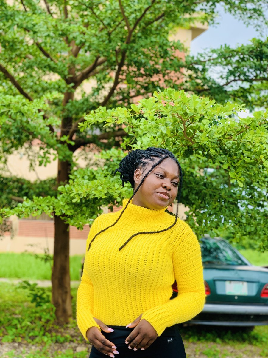 workwithKrisan's tweet photo. You can never slay amiss when it's crochet, patronize this melanin babe. Turtleneck by moi🧶🧶 https://t.co/OTWxREFwn4