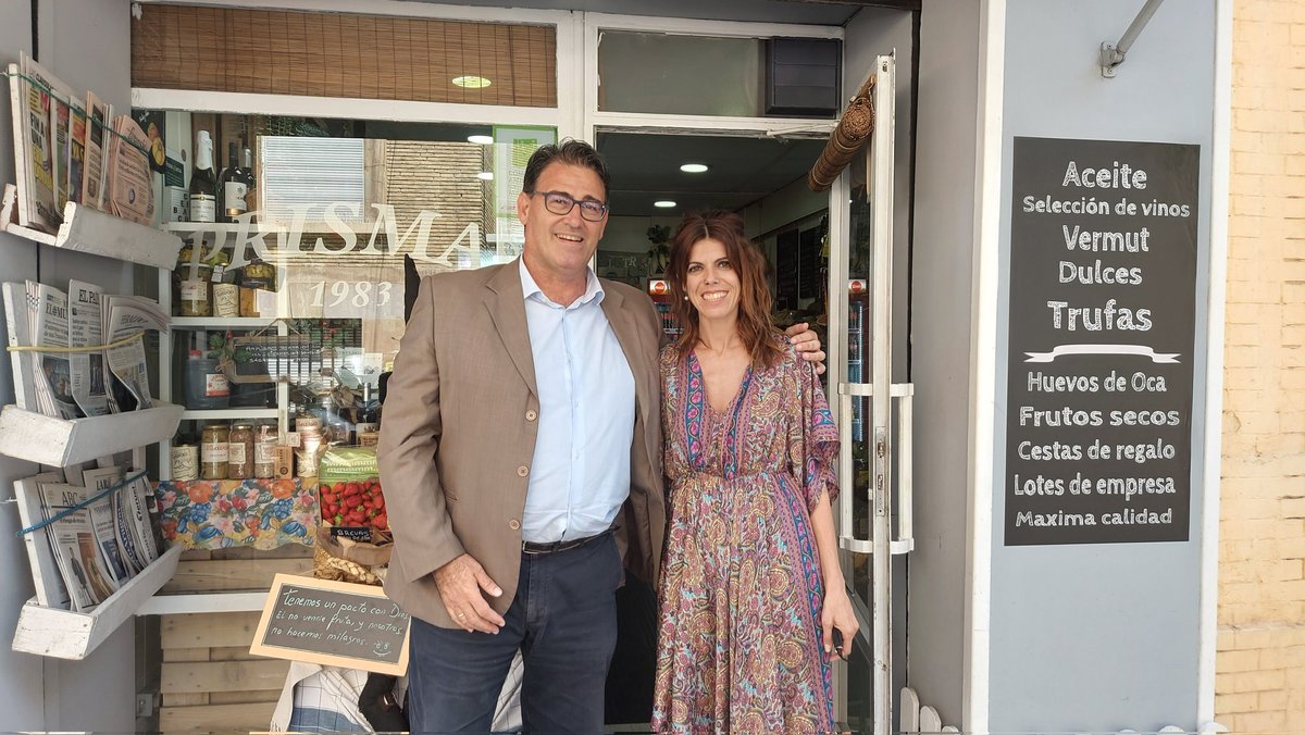 Cada negocio que nace o renace con un traspaso da alegria en estos tiempos de incertidumbre. Hoy hemos estado con Eli y su preciosa tienda Frutas y Letras en la calle Bilbao 9 a quien venimos asesorando desde el SACME. Ademas junto a la nueva sede de <a href="/CEOEAragon/">CEOEAragon</a> Te vistaremos!!