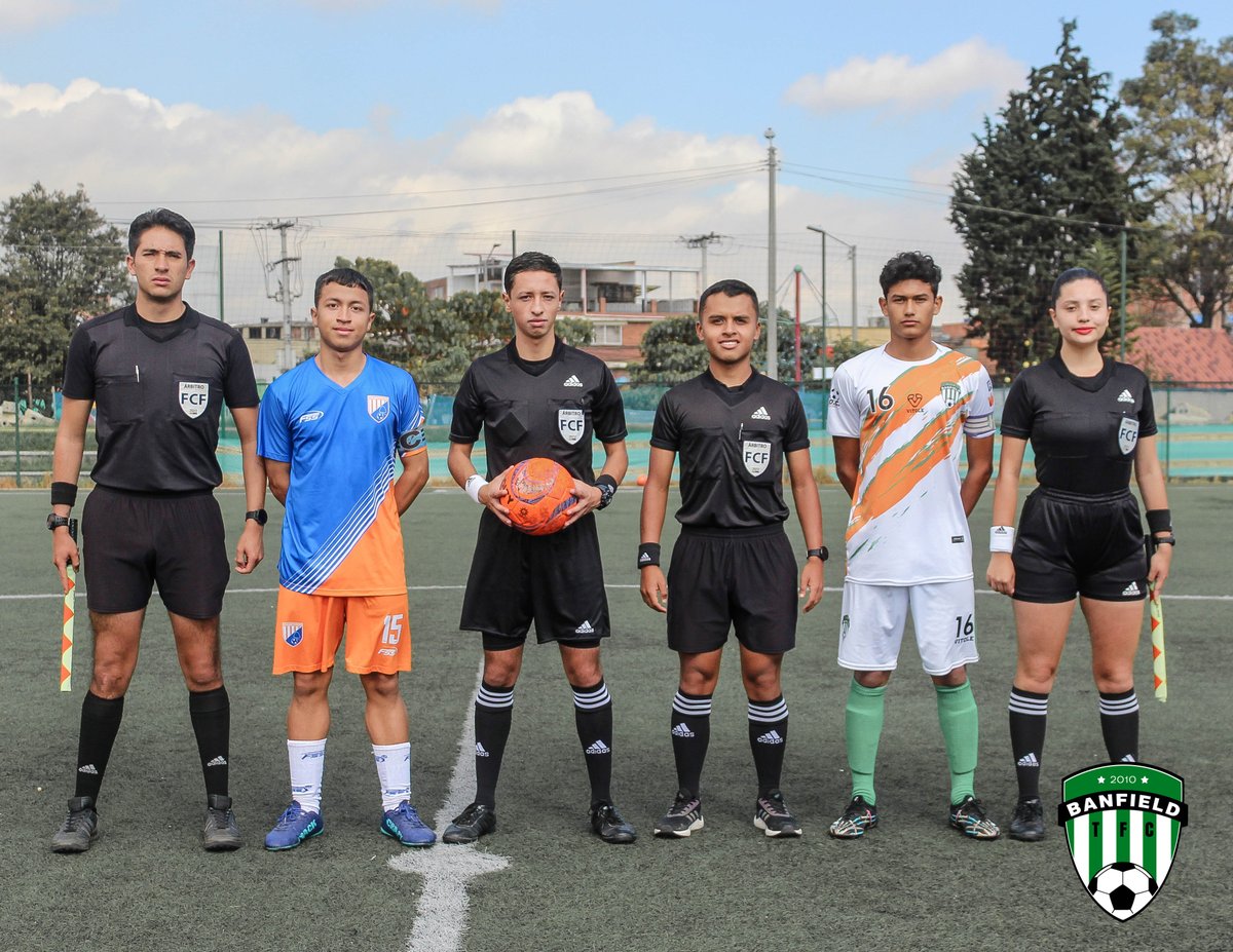 Banfield_Col's tweet photo. 📸 Revive los mejores momentos del partido de nuestra Sub17 frente a Nottingham. 
.
.
@Olieroblack 
#soytaladro #BanfieldCampeon #taladro #banfield #Banfield https://t.co/37WUckbTBM