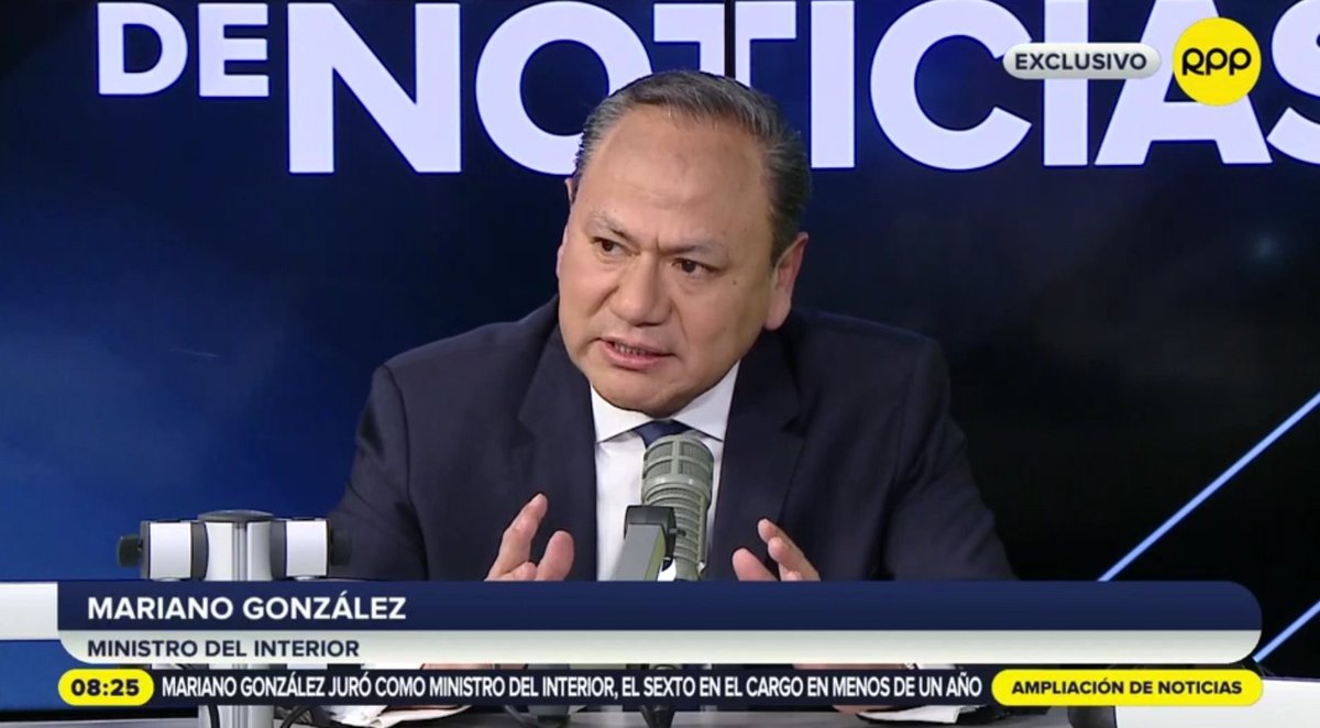 MininterPeru's tweet image. 🎙️ #AHORA | En entrevista para @RPPNoticias, el flamante ministro del Interior, Mariano González, aseguró que trabajará con independencia y que hará lo que sea necesario para que los requisitoriados por la justicia sean capturados.