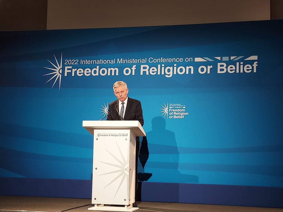 PolishEmbassyUK's tweet photo. 🇵🇱 advocates for the realisation of freedom of religion / belief for all in 🇺🇦. 🇵🇱 will be raising the international community's attention to violations of FoRB occurring in 🇺🇦 due to 🇷🇺's occupation &amp; invasion, said FM's Envoy for Religious Freedom P. Radomski at #FoRBConference https://t.co/upGzP7SwPR