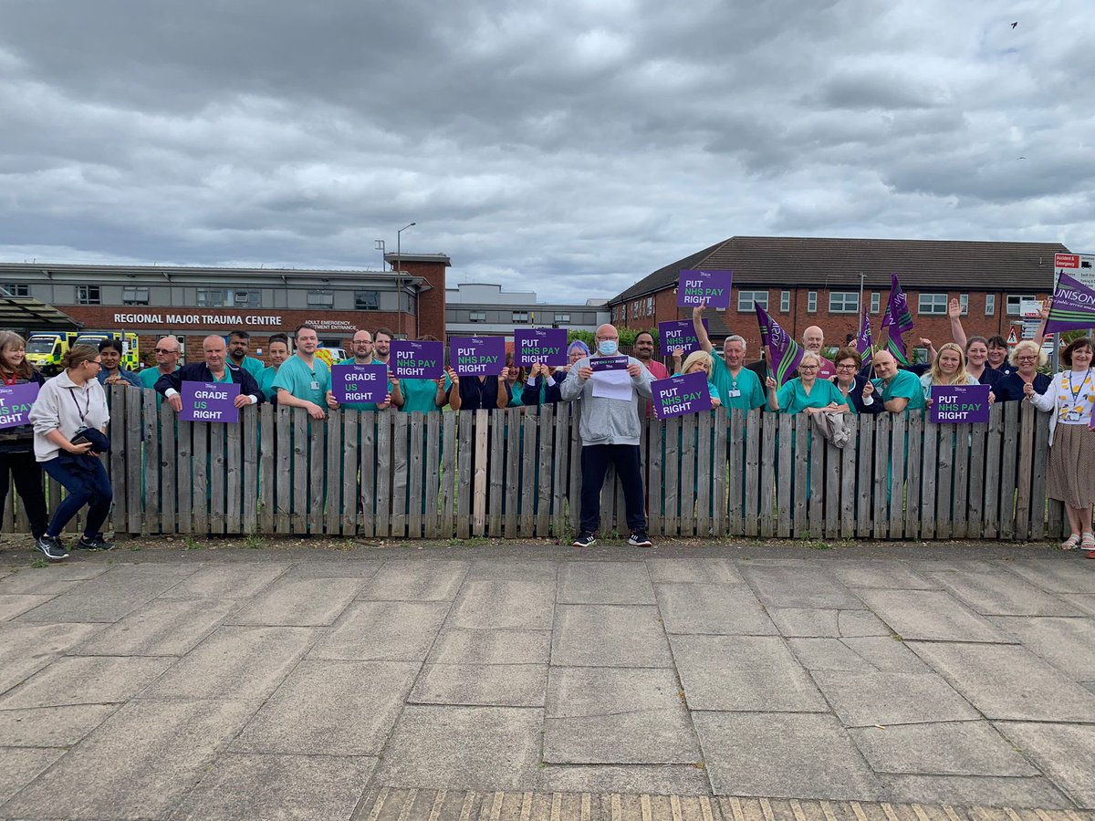 UNISON South Tees members gathered today to hand over a letter to the Trust’s board telling them its time to put our pay right. We need:

A meaningful pay rise
Grade us right
Pay us for the hours we work
Fix the issues left from pay restructure
Invest in our future