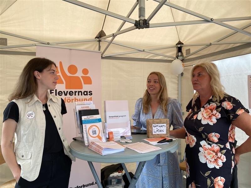 Spännande samtal i Almedalen! Lärarförbundet Skolledares ordf. Ann-Charlotte Gavelin Rydman träffade bland andra Elevernas riksförbund och Sveriges Elevkårer. Hon debatterade även i Seminariet "Skolan – från kunskapsfabrik till drivhus för morgondagens medborgare"
#likvärdigskola