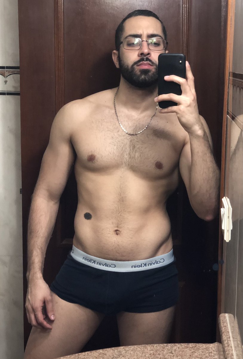 Moçinho da empresa tweet media