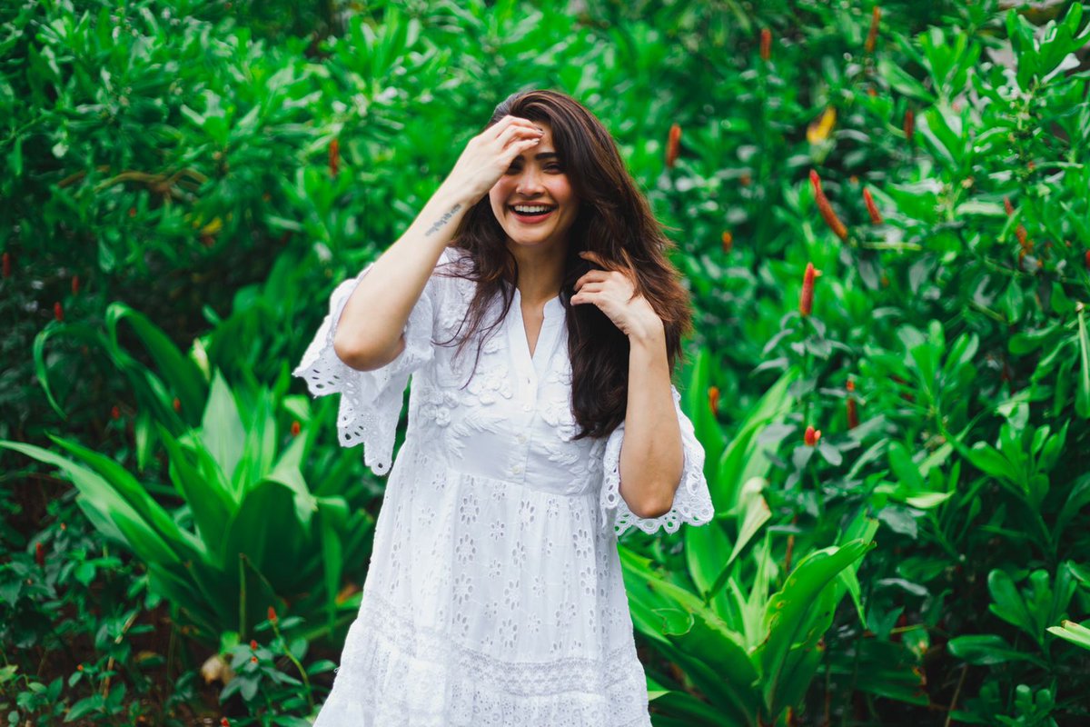 ShahDaisy25's tweet photo. Happiest in the nature 💚
@JourneyLabel
@TheLeelaHotels
#TheLeelaGoa #TheLeela #MyLeelaGoa #ItsTimeForGoa #TravelWithJourneyLabel #YouAreSpecial #ThinkHolidayThinkJourneyLabel https://t.co/E8q7iqwwba