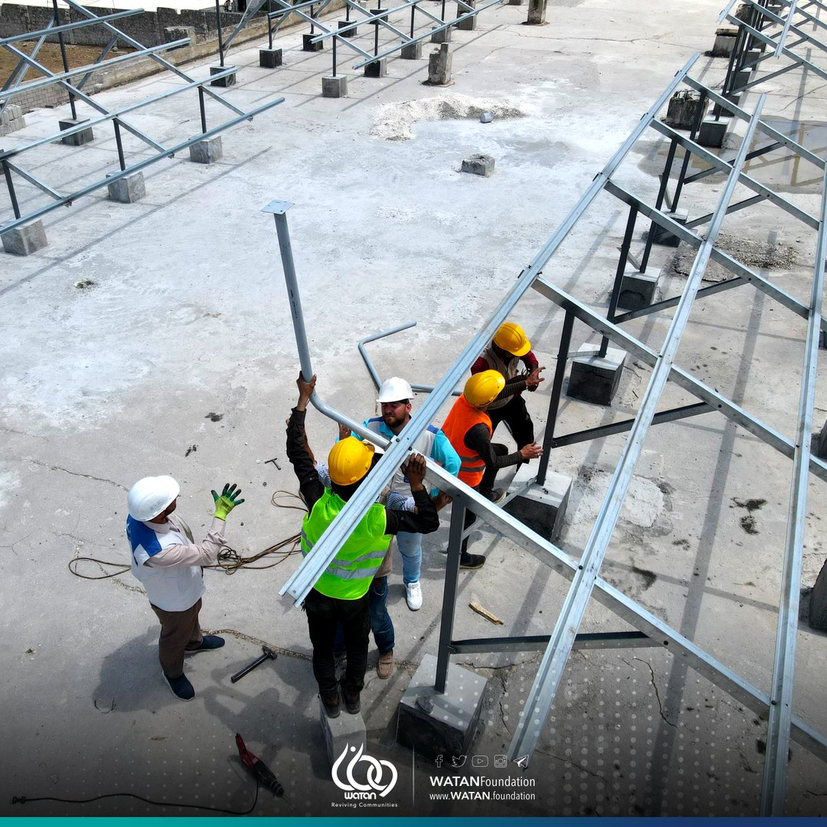 WATANFoundation's tweet photo. Starting the installation of #solar_panels bases within the (Aljadidah) in #Ariha.
The project aims to operate two main #water_stations in the city of Ariha to alleviate the suffering of securing drinking water for #civilian #homes. https://t.co/2Ad9tK9kDG