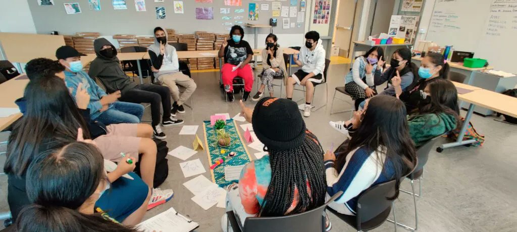 Both social &amp; emotional learning (#SEL) &amp; #RestorativePractices are used to systematically and intentionally build equitable learning environments in schools. Check out how this Oakland high school used these practices to turn around their school culture: bit.ly/3AmpNvj