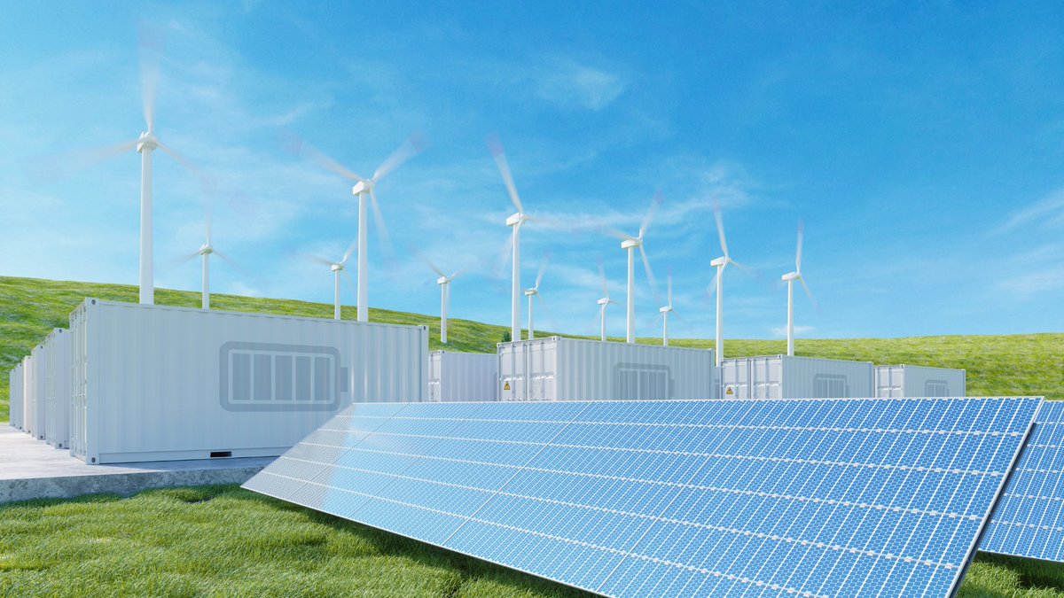 Op zoek naar een leuke baan? 🔎 Goed nieuws: die vind je bij ons! Check nu de twee nieuwe #vacatures bij Windunie. We zoeken een #adviseur en een #projectmanager duurzame energieprojecten! 🍃💪