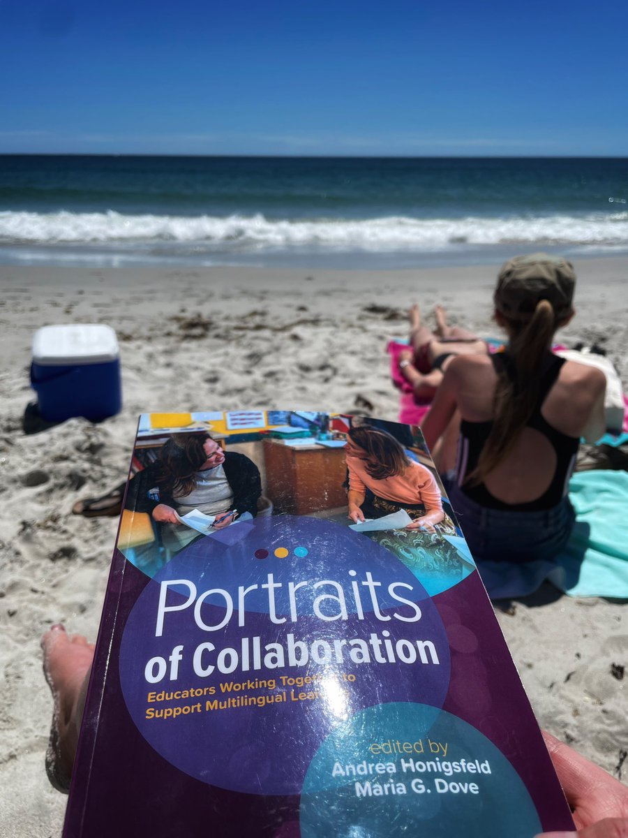 Same book, different beach/country/continent #beachreading ☀️⛱🌊👙🇨🇦
#PortraitsofCollab 
@MsMteachesELLs