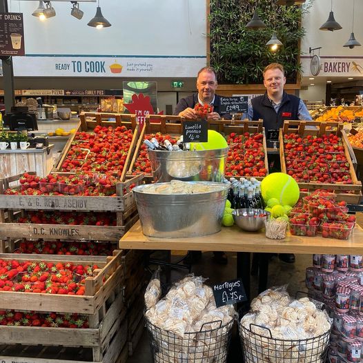 🍓Berry exciting news! We’re working with Spilman’s, a family run farm delivering us fresh strawberries and raspberries straight from their farm, based in Thirsk. They say the the best things come out of Yorkshire, and these are no exception…they taste delicious!