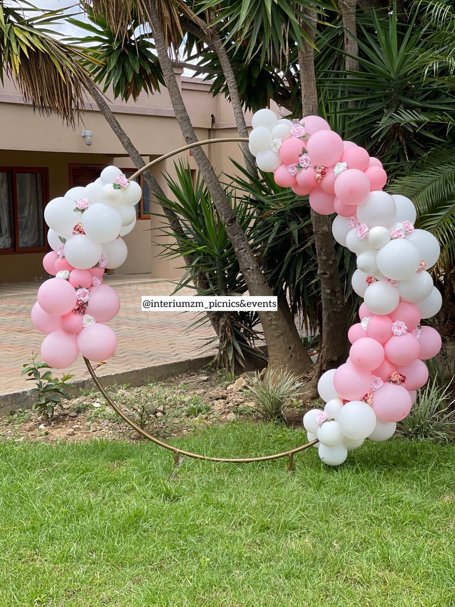 InteriumZ's tweet image. A surprise birthday party 💞🤍
For bookings 
Call :+260976437051. 
WhatsApp : +260973562053.