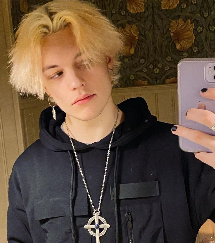 ⠀⠀ ⠀⠀ ⠀  ⠀16.16 P.M.

мαмι ¢нιℓα ∂єʝαмє αgαяяαятє ρσя ℓα ¢ιηтυяα
⠀⠀ ⠀⠀⠀ ⠀⠀⠀ ⠀⠀⠀ ⠀⠀⠀ ⠀⠀⠀ ⠀⠀⠀ ⠀