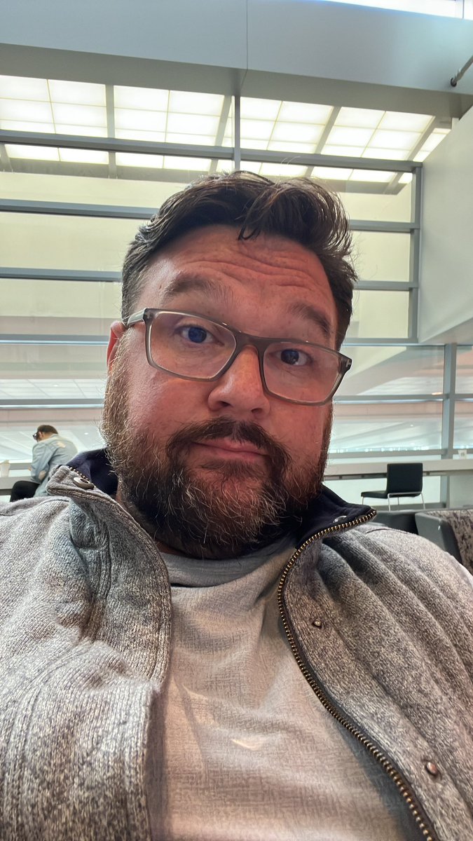 Waiting at the airport to head home to San Francisco!