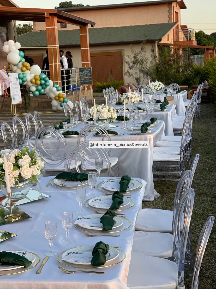 InteriumZ's tweet image. An elegant set up 💚🤍💚

For bookings 
Call :+260976437051.
WhatsApp : +260973562053.