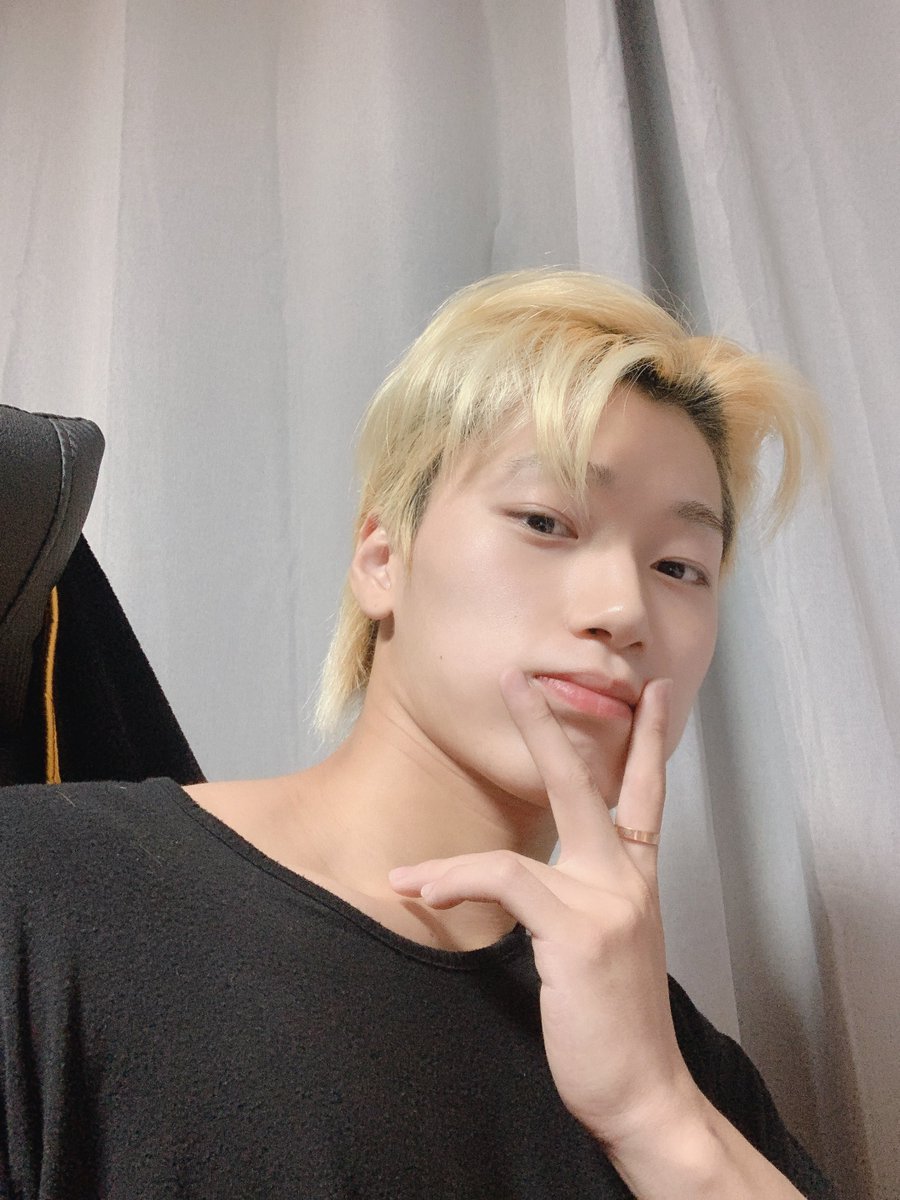 1024zone's tweet photo. [💌] 220705 SN https://t.co/XaJCl2y1PX