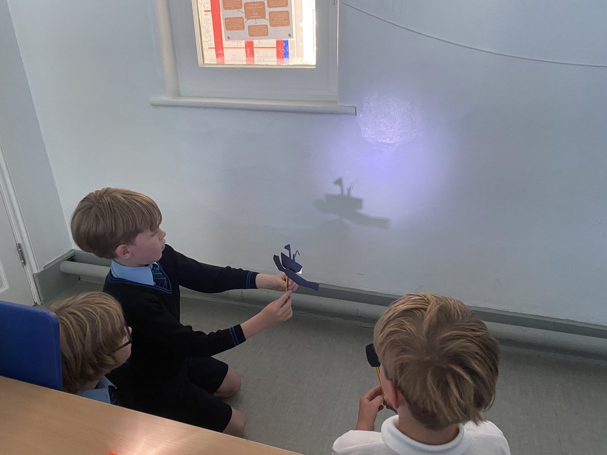 StMargs_Year3's tweet photo. No better way to explore shadows, within our Light unit, than to put on a shadow puppet show! Great understanding of how shadows are formed @StMargaretsPrep! #StMargsScience https://t.co/ozZoDRvKcO