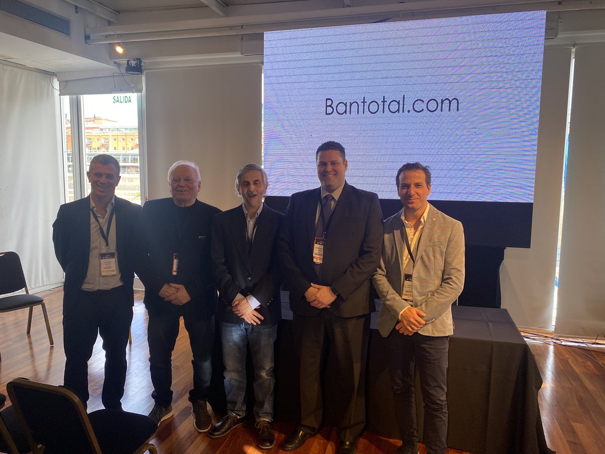 GMilano's tweet photo. #amba360 @AccionPoint @Bantotal siete elementos claves para la banca 4.0 https://t.co/24upfUNrnv