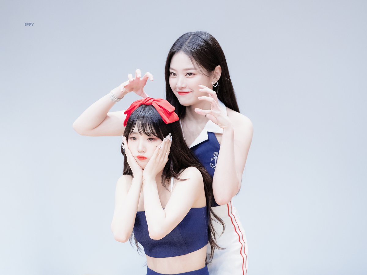 IPFY__'s tweet image. 220703 💛
#현진 #이달의소녀 
#LOONA #HYUNJIN