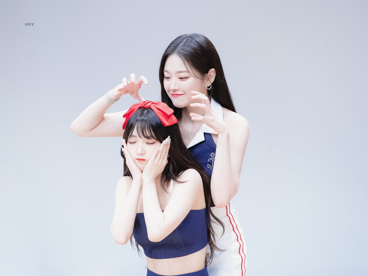 IPFY__'s tweet image. 220703 💛
#현진 #이달의소녀 
#LOONA #HYUNJIN
