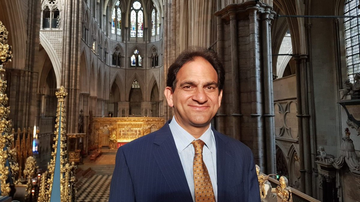 We are delighted to announce that Andrew Nethsingha has been appointed the new Organist and Master of Choristers at Westminster Abbey. Read the full article: westminster-abbey.org/abbey-news/and…