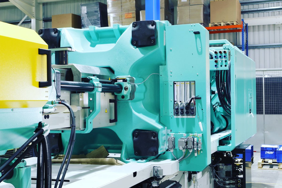 PrototypeHubs's tweet image. Today we are excited to announce a new #manufacuring service on the #Prototype Hubs platform: Injection Molding RFQ. 

You can now submit your #injectionmolded parts to your choice of local and global #manufacturers directly through the #PrototypeHubs site.

#injectionmolding