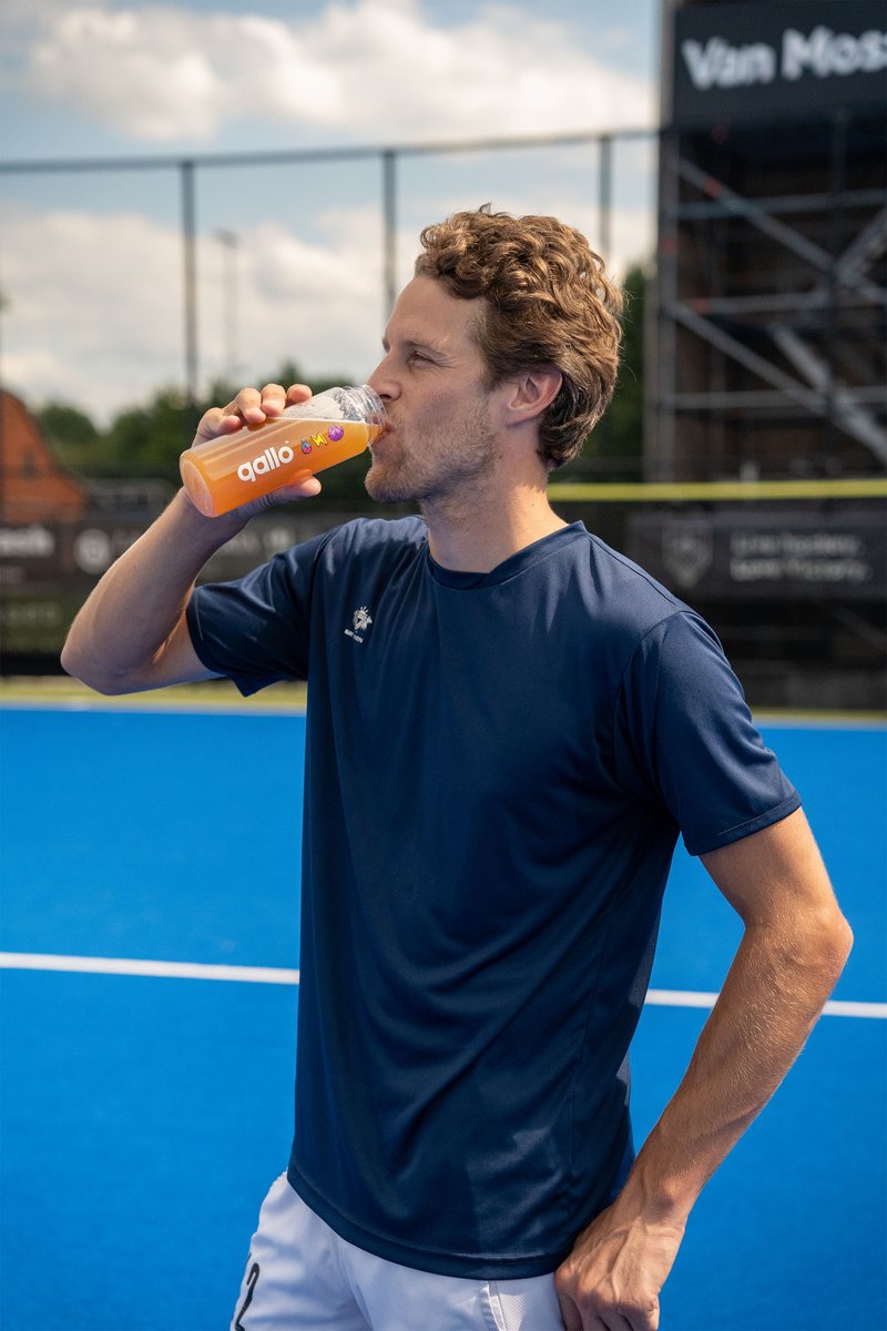 qallolifestyle's tweet photo. A big welcome to our very first athlete ambassador @NicoDeKerpel! ⚡️
Very proud to have an 🥇Olympic Champion (2021) & 🥇World Champion (2018) in hockey representing the Qallo brand.
LFG 🚀
#qallo #qallomindset #energizeyourwater #healthyenergy #hockey #hockeybelgium https://t.co/cUr5bG8hLJ