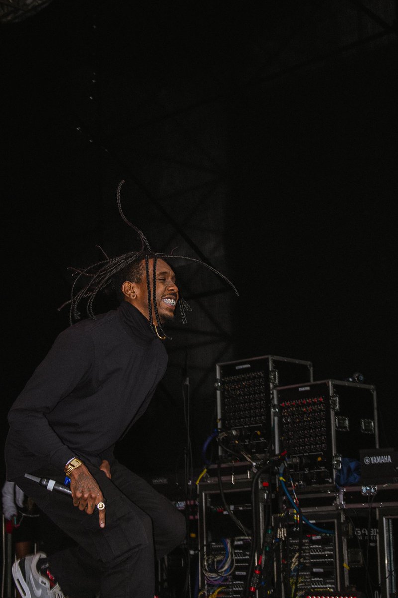 brkmallone's tweet image. Essa foto tem tanta energia que sei lá…