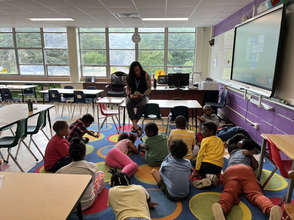 meghanward88's tweet photo. Successful first day of Summer Scholars here at @sascitizenship! So happy to have our Atoms back in the building for a month of enrichment! ⚛️ https://t.co/DpjSDMVDHB