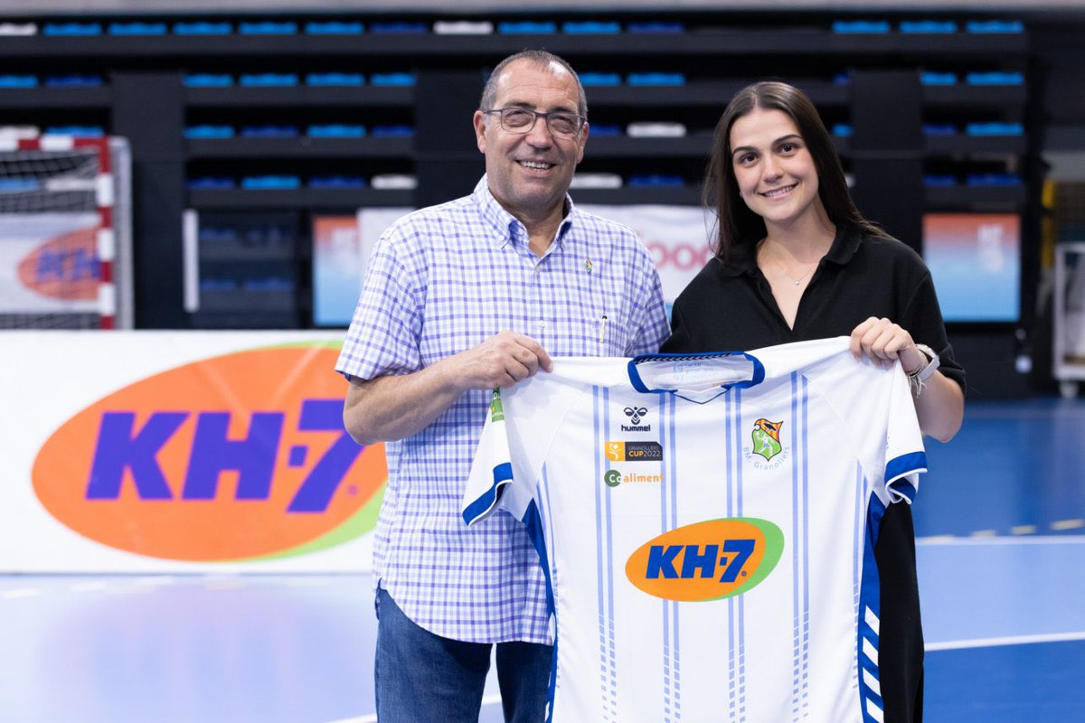BMGranollers's tweet photo. 🆕 Ona Vila torna al KH-7 BM Granollers!

👉🏼 Bentornada Ona!

➕ info: https://t.co/fnSBopjHFK

#OrgullBMG ⚪️🔵 https://t.co/QSbPyiAqcd