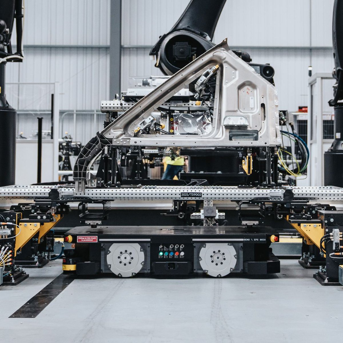 Better, Faster, Stronger 💪 

The WeMos that power our Microfactory have been undergoing some upgrades. 

The latest WeMos can move twice as fast between assembly bays, with double the payload capacity – when it comes to mobile robotics, it’s all about working smarter.
