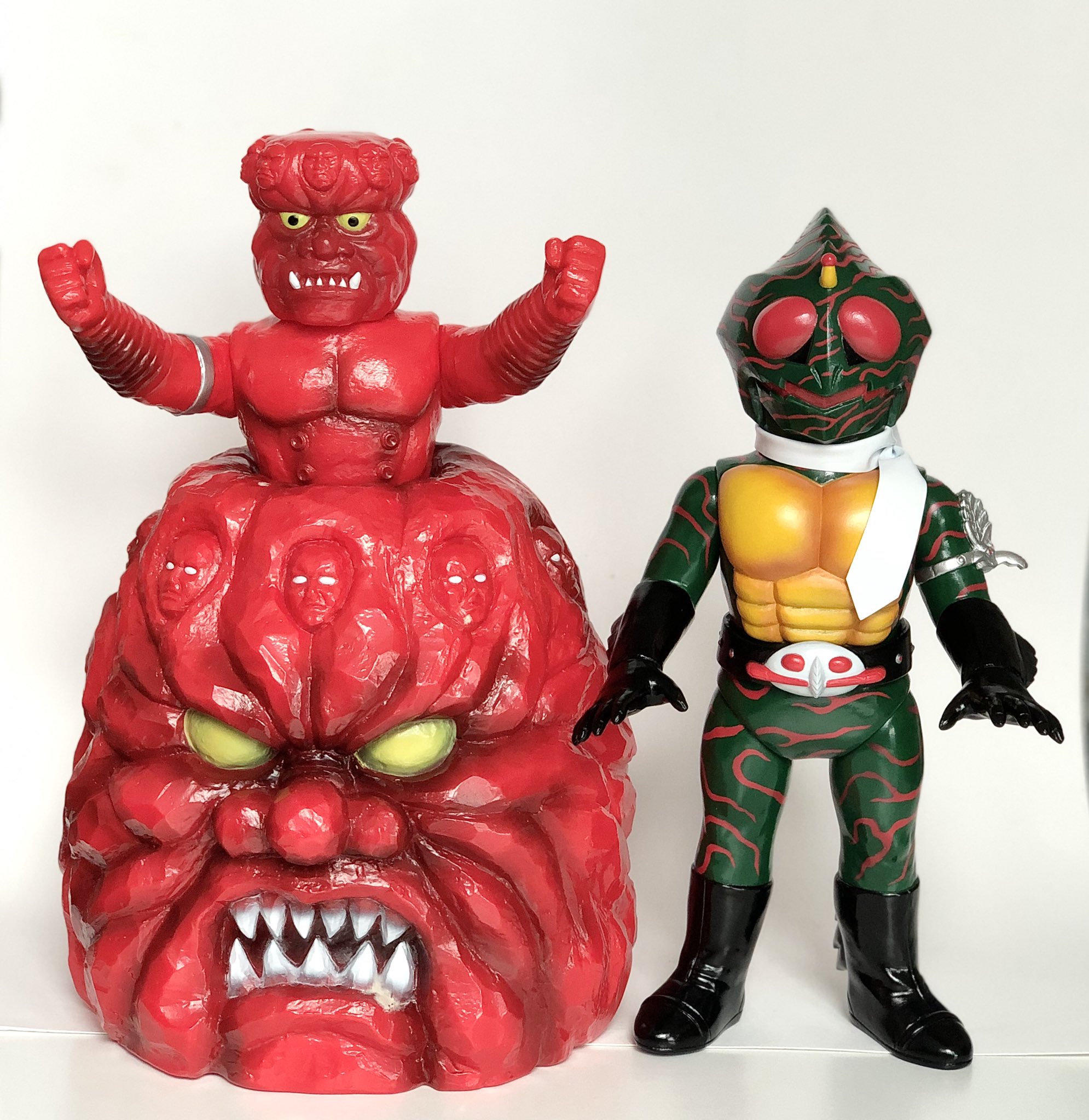十面鬼ゴルゴス ソフビ メディコム・トイ 未開封新品 仮面