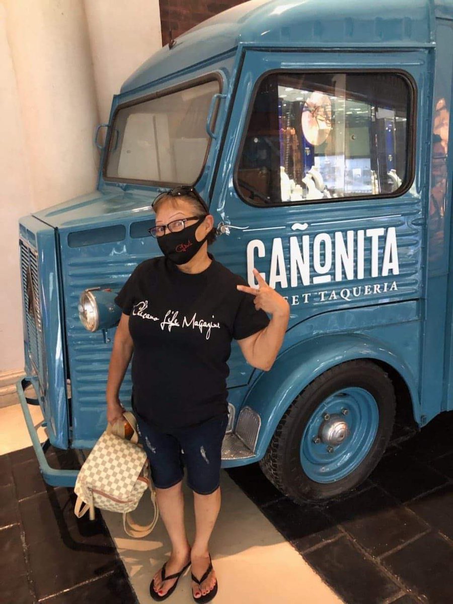 ChicanoLifeMag's tweet photo. Thank you Angie Donez Irving for sporting Chicano Life Magazine in Las Vegas!!!

#chicanolifemagazine https://t.co/hb47P8o2ft