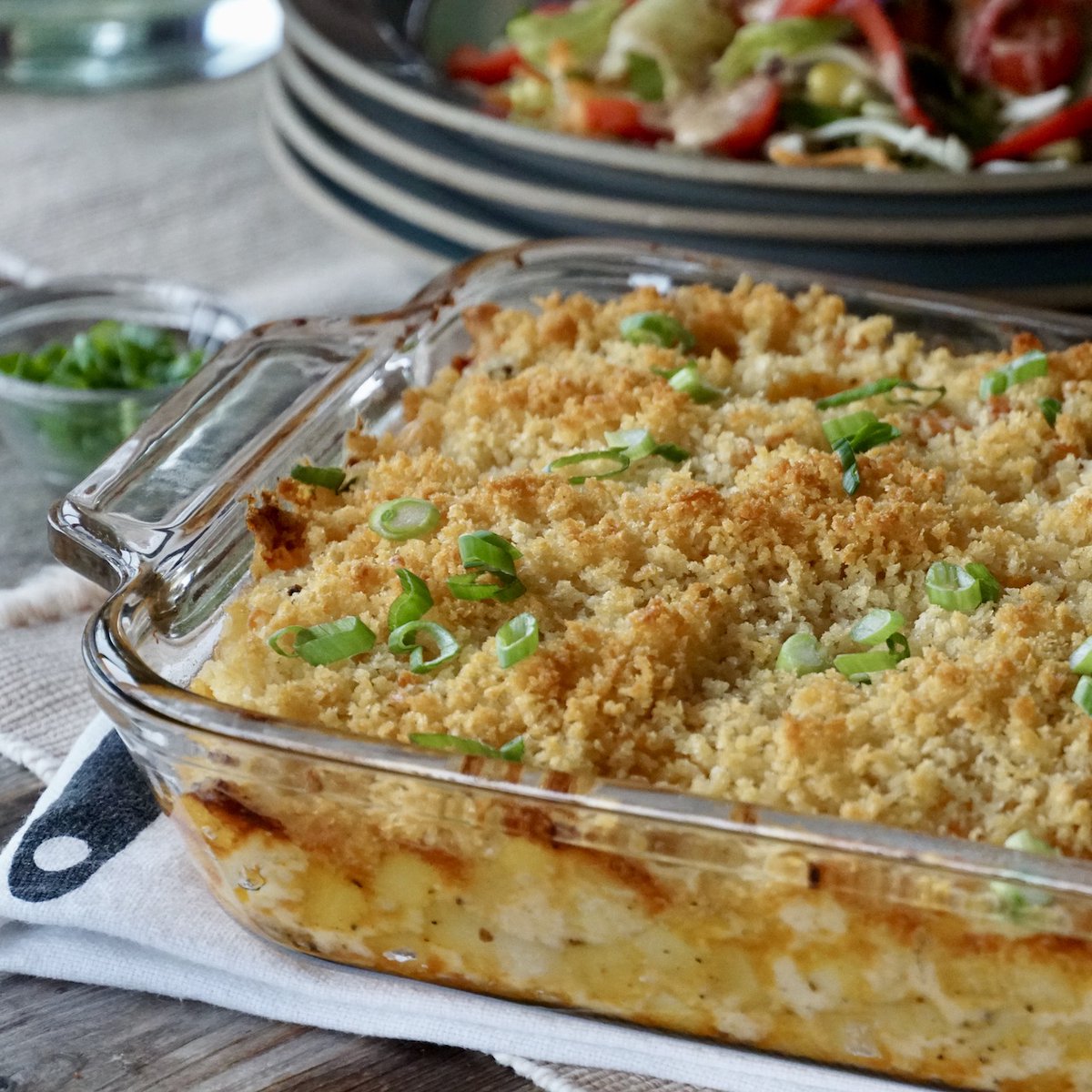 EASY CHEESY POTATO CASSEROLE RECIPE! youtu.be/DBDKpvHZWPc via <a href="/YouTube/">YouTube</a>