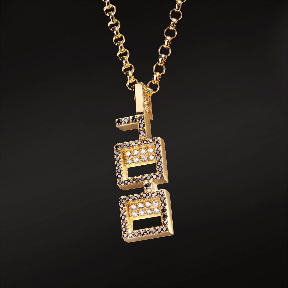 nouns on chain, literally 💎 fine jewelry noggle pendants now at: nounsonchain.wtf